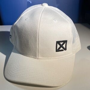 Meraki White Mesh Trucker SnapBack Men’s Hat Cap